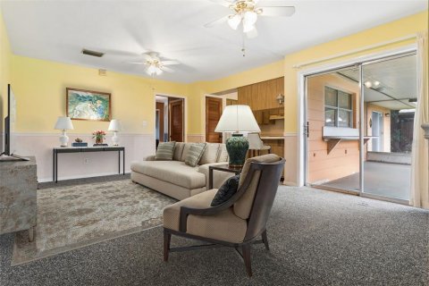 Villa ou maison à vendre à Tampa, Floride: 4 chambres, 180.69 m2 № 2294766 - photo 18