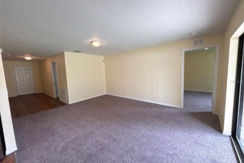 Снять в аренду виллу или дом в Хейнс-Сити, Флорида 3 спальни, 128.58м2, № 1911206 - фото 18