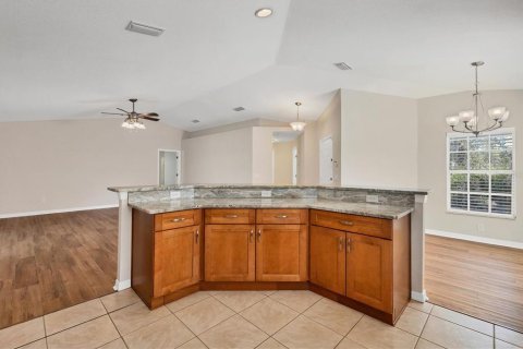 House in North Port, Florida 3 bedrooms, 162.21 sq.m. № 1631519 - photo 8