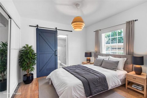 Купить виллу или дом в Майами-Бич, Флорида 2 спальни, 98.57м2, № 2054649 - фото 20