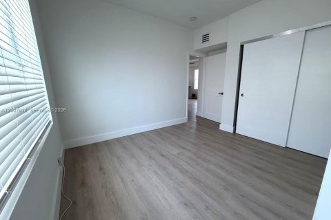 Villa ou maison à vendre à Miami, Floride: 3 chambres, 129.13 m2 № 2071864 - photo 10