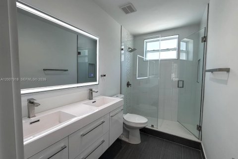 Villa ou maison à vendre à Miami, Floride: 3 chambres, 129.13 m2 № 2071864 - photo 7