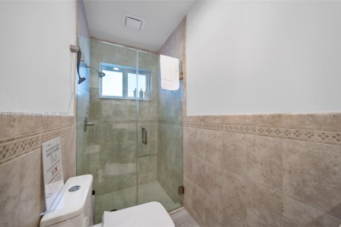 House in Fort Lauderdale, Florida 3 bedrooms, 175.03 sq.m. № 1859779 - photo 21