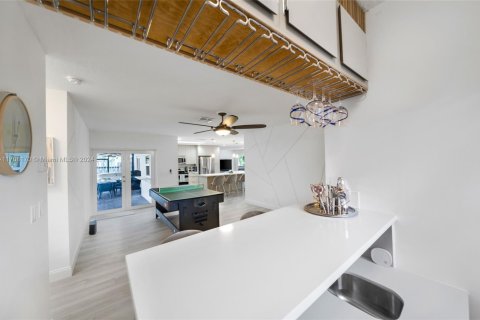 House in Fort Lauderdale, Florida 3 bedrooms, 175.03 sq.m. № 1859779 - photo 25