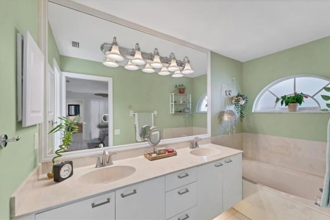 Copropriété à vendre à Sarasota, Floride: 3 chambres, 180.04 m2 № 1866744 - photo 27