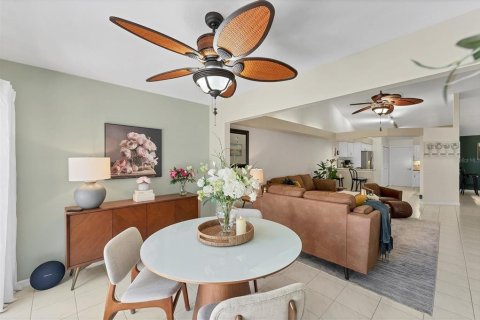 Copropriété à vendre à Sarasota, Floride: 3 chambres, 180.04 m2 № 1866744 - photo 17