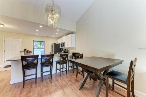 House in Palmetto, Florida 2 bedrooms, 101.36 sq.m. № 1761913 - photo 11