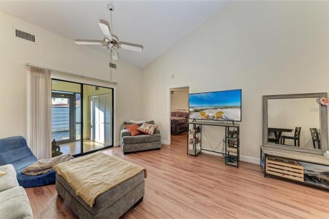 House in Palmetto, Florida 2 bedrooms, 101.36 sq.m. № 1761913 - photo 14