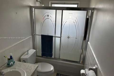 Casa en venta en Tamarac, Florida, 2 dormitorios, 151.34 m2 № 1786477 - foto 9