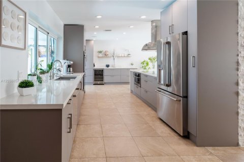 Villa ou maison à vendre à Fort Lauderdale, Floride: 4 chambres, 209.03 m2 № 2087870 - photo 13