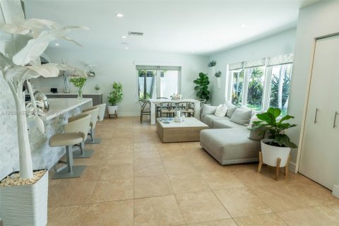 Villa ou maison à vendre à Fort Lauderdale, Floride: 4 chambres, 209.03 m2 № 2087870 - photo 3