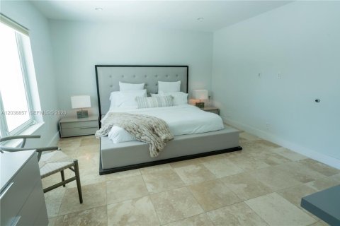 Villa ou maison à vendre à Fort Lauderdale, Floride: 4 chambres, 209.03 m2 № 2087870 - photo 21