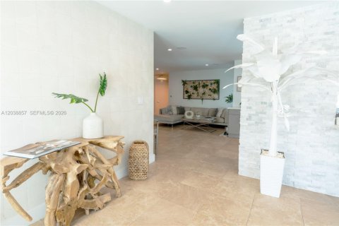 Villa ou maison à vendre à Fort Lauderdale, Floride: 4 chambres, 209.03 m2 № 2087870 - photo 9
