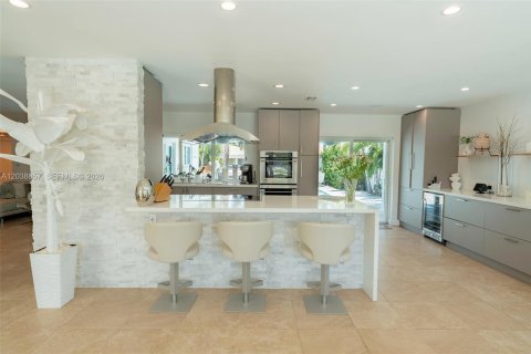 Villa ou maison à vendre à Fort Lauderdale, Floride: 4 chambres, 209.03 m2 № 2087870 - photo 4