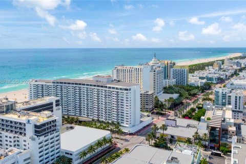 Copropriété à vendre à Miami Beach, Floride: 48.31 m2 № 2297563 - photo 27