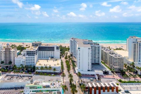 Copropriété à vendre à Miami Beach, Floride: 48.31 m2 № 2297563 - photo 24
