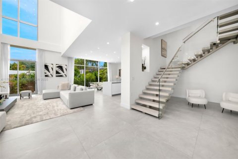 Villa ou maison à louer à Miami Beach, Floride: 5 chambres, 278.71 m2 № 1985273 - photo 30