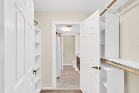 Townhouse in New Smyrna Beach, Florida 2 bedrooms, 134.99 sq.m. № 2226400 - photo 24