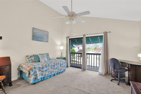 Townhouse in New Smyrna Beach, Florida 2 bedrooms, 134.99 sq.m. № 2226400 - photo 22