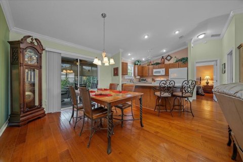 House in The Villages, Florida 3 bedrooms, 129.32 sq.m. № 1904087 - photo 27