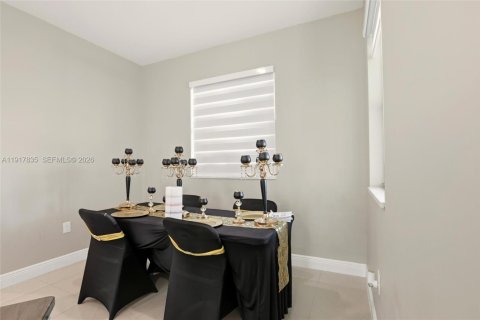 Casa en venta en Lehigh Acres, Florida, 3 dormitorios, 147.53 m2 № 2001702 - foto 15