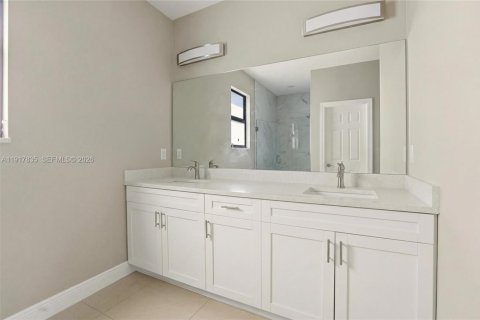 Casa en venta en Lehigh Acres, Florida, 3 dormitorios, 147.53 m2 № 2001702 - foto 21