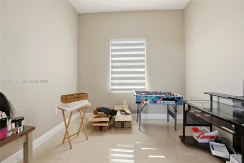 Casa en venta en Lehigh Acres, Florida, 3 dormitorios, 147.53 m2 № 2001702 - foto 26