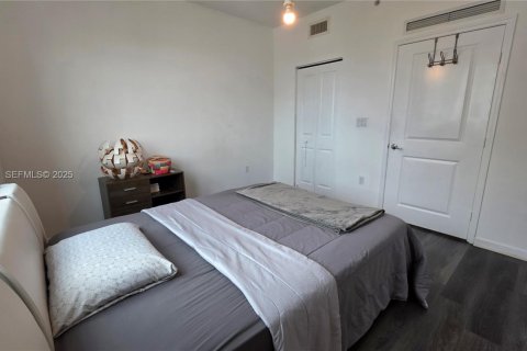 Condominio en venta en North Bay Village, Florida, 2 dormitorios, 116.22 m2 № 1993856 - foto 7