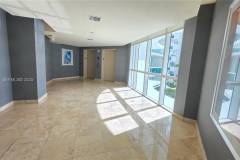 Condominio en venta en North Bay Village, Florida, 2 dormitorios, 116.22 m2 № 1993856 - foto 15