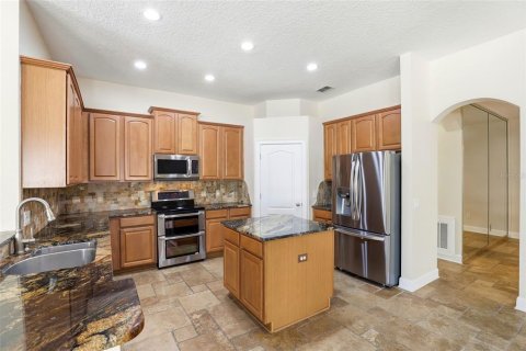 House in Orlando, Florida 5 bedrooms, 272.58 sq.m. № 2213670 - photo 24
