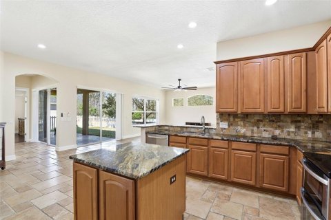 House in Orlando, Florida 5 bedrooms, 272.58 sq.m. № 2213670 - photo 27