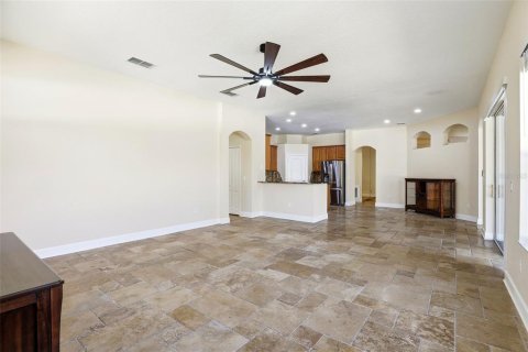 House in Orlando, Florida 5 bedrooms, 272.58 sq.m. № 2213670 - photo 21