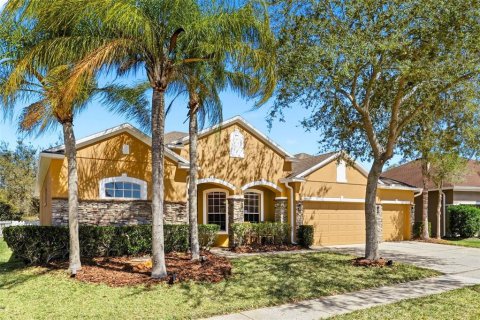 House in Orlando, Florida 5 bedrooms, 272.58 sq.m. № 2213670 - photo 3