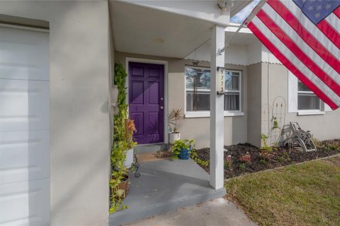 House in Largo, Florida 2 bedrooms, 78.97 sq.m. № 1557957 - photo 6