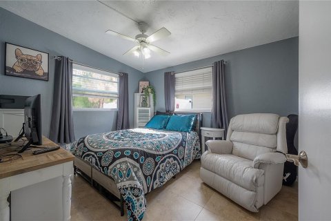 House in Largo, Florida 2 bedrooms, 78.97 sq.m. № 1557957 - photo 22