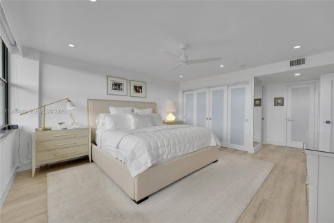 Купить кондоминиум в Форт-Лодердейл, Флорида 2 спальни, 156.54м2, № 2009351 - фото 16