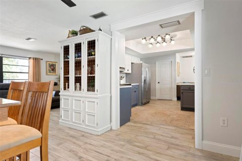 Casa en venta en Bradenton, Florida, 3 dormitorios, 160.81 m2 № 1622238 - foto 14