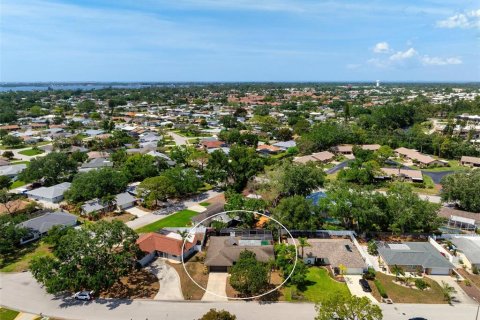 Casa en venta en Bradenton, Florida, 3 dormitorios, 160.81 m2 № 1622238 - foto 2