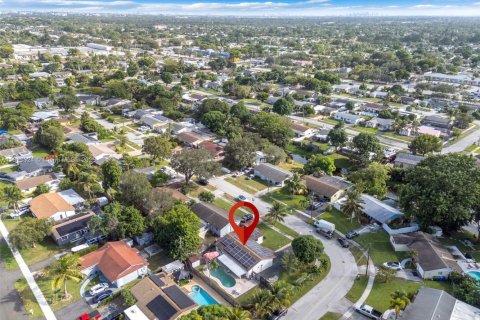 Casa en venta en Margate, Florida, 3 dormitorios, 110.83 m2 № 1968973 - foto 23