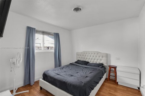 Casa en venta en Margate, Florida, 3 dormitorios, 110.83 m2 № 1968973 - foto 14