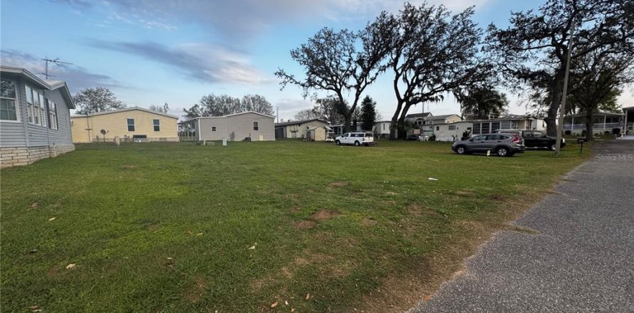 Terreno en Dade City, Florida № 1567282