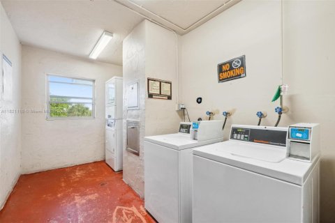 Купить кондоминиум в Хайалиа, Флорида 2 спальни, 83.8м2, № 1784072 - фото 25