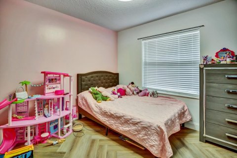 Купить виллу или дом в Ройял-Палм-Бич, Флорида 9 комнат, 187.94м2, № 2153673 - фото 24