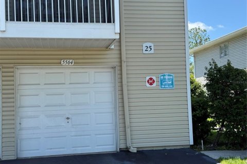 Condo in Orlando, Florida, 2 bedrooms  № 1795936 - photo 3