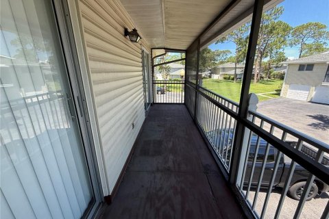 Condo in Orlando, Florida, 2 bedrooms  № 1795936 - photo 17