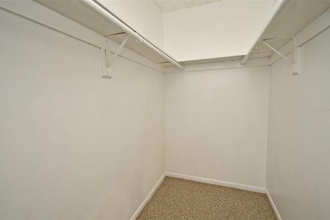 Condo in Orlando, Florida, 2 bedrooms  № 1795936 - photo 25
