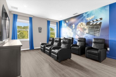 Casa en venta en Davenport, Florida, 7 dormitorios, 337.14 m2 № 2145558 - foto 7