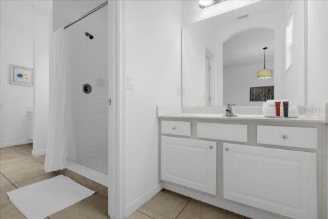 Casa en venta en Davenport, Florida, 7 dormitorios, 337.14 m2 № 2145558 - foto 25