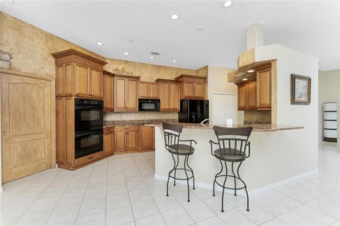 House in Punta Gorda, Florida 3 bedrooms, 184.69 sq.m. № 1517828 - photo 14