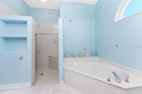House in Punta Gorda, Florida 3 bedrooms, 184.69 sq.m. № 1517828 - photo 27
